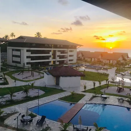 Flat Cupe Beach Living-2